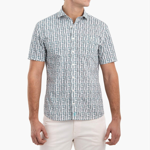 Vineyard Golf Club Lagos Hangin' Out Short Sleeve Shirt - White